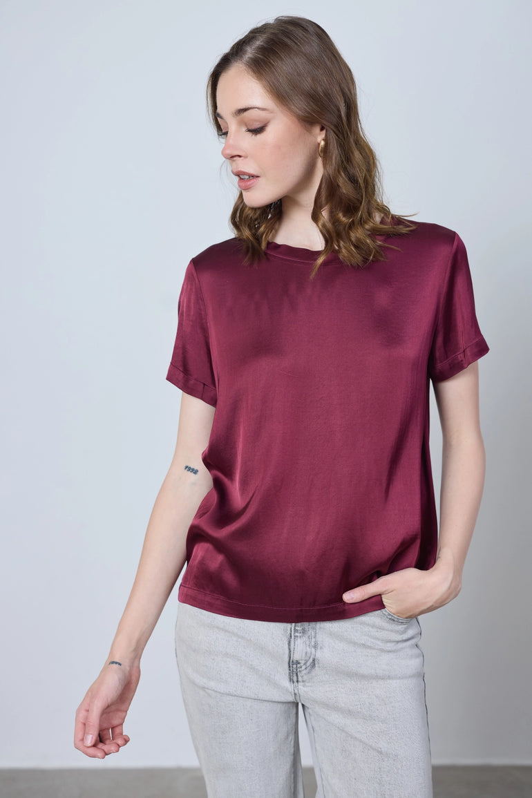 T-shirt en satin col rond manches courtes femme - photo 2 - Love at Me