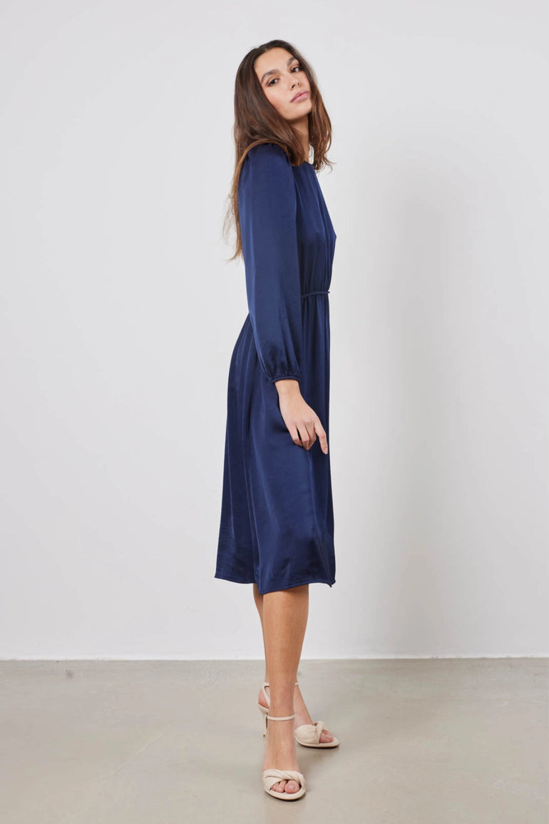 Robe en satin de viscose, col rond et manches 3/4 femme - photo 2 - Love at Me
