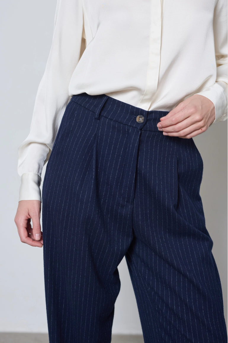 Pantalon Jessica rayé à coupe droite femme - photo 6 - Love at Me
