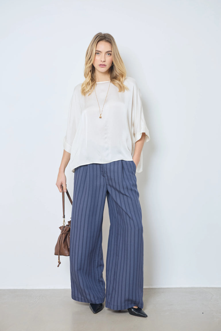 Blouse en satin manches courtes femme - photo 2 - Love at Me