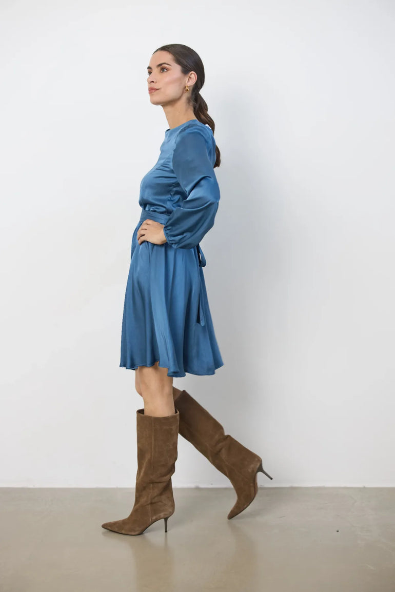 robe capucine