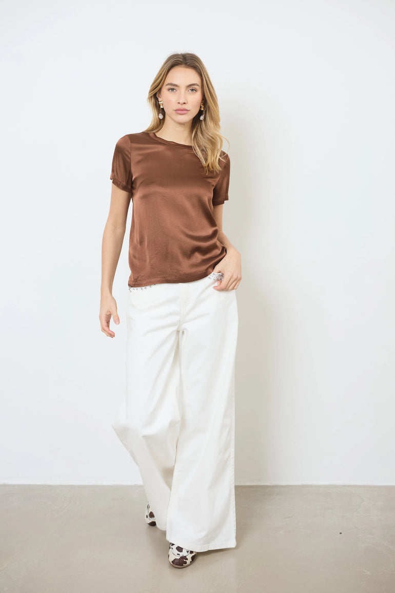 T-shirt en satin col rond manches courtes femme - photo 11 - Love at Me