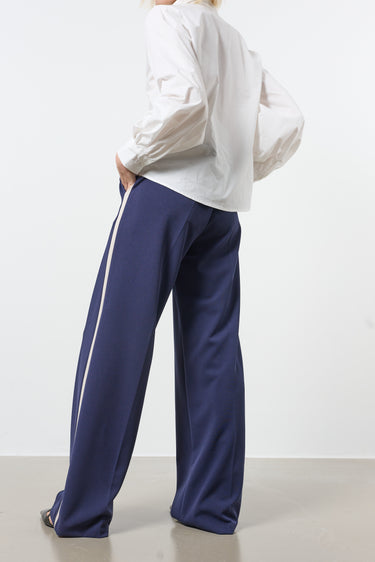 Straight-leg trousers