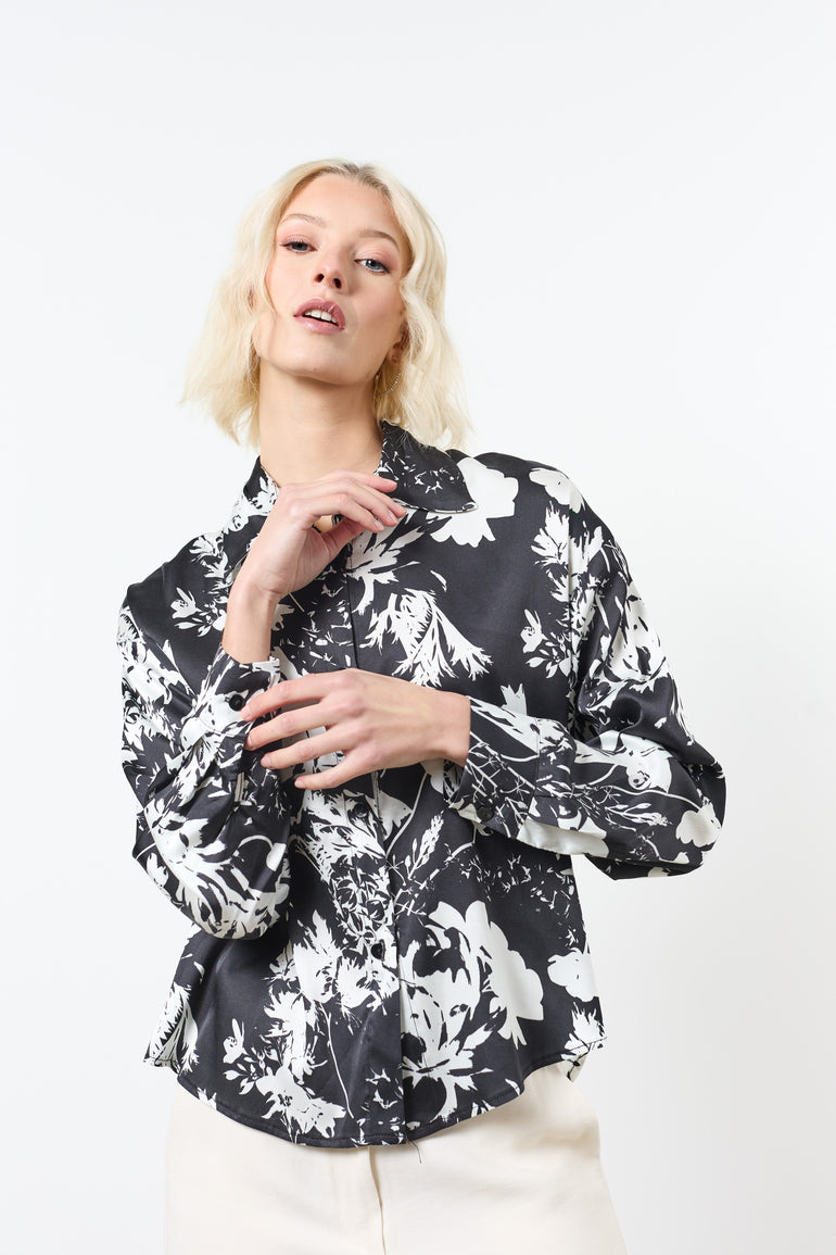 Chemise en satin manches longues femme - photo 2 - Love at Me