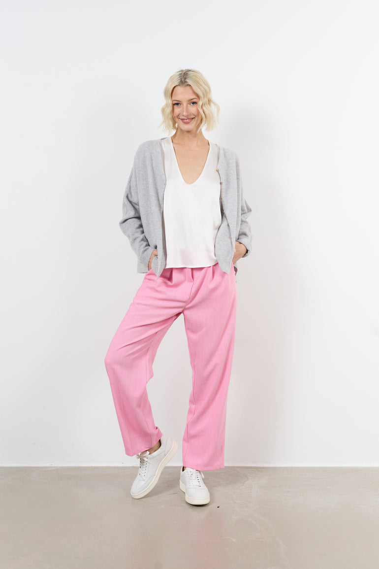 Gilet en cachemire col rond femme - photo 7 - Love at Me
