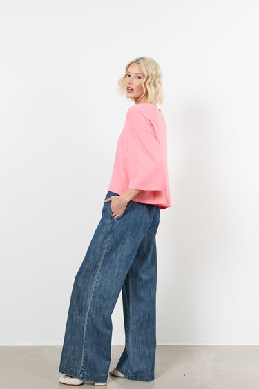 straight cut pants with button closure