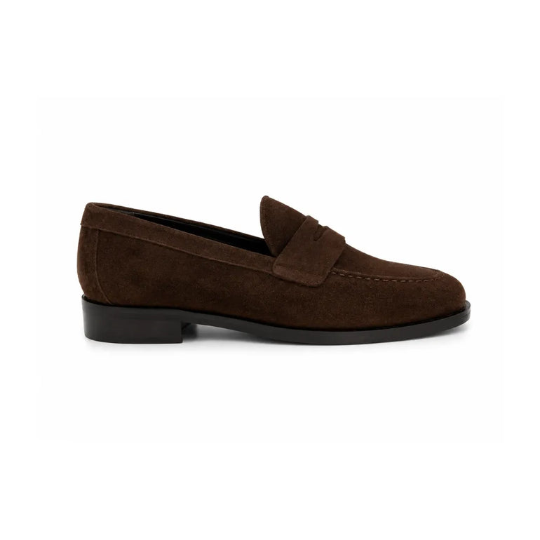 mocassin