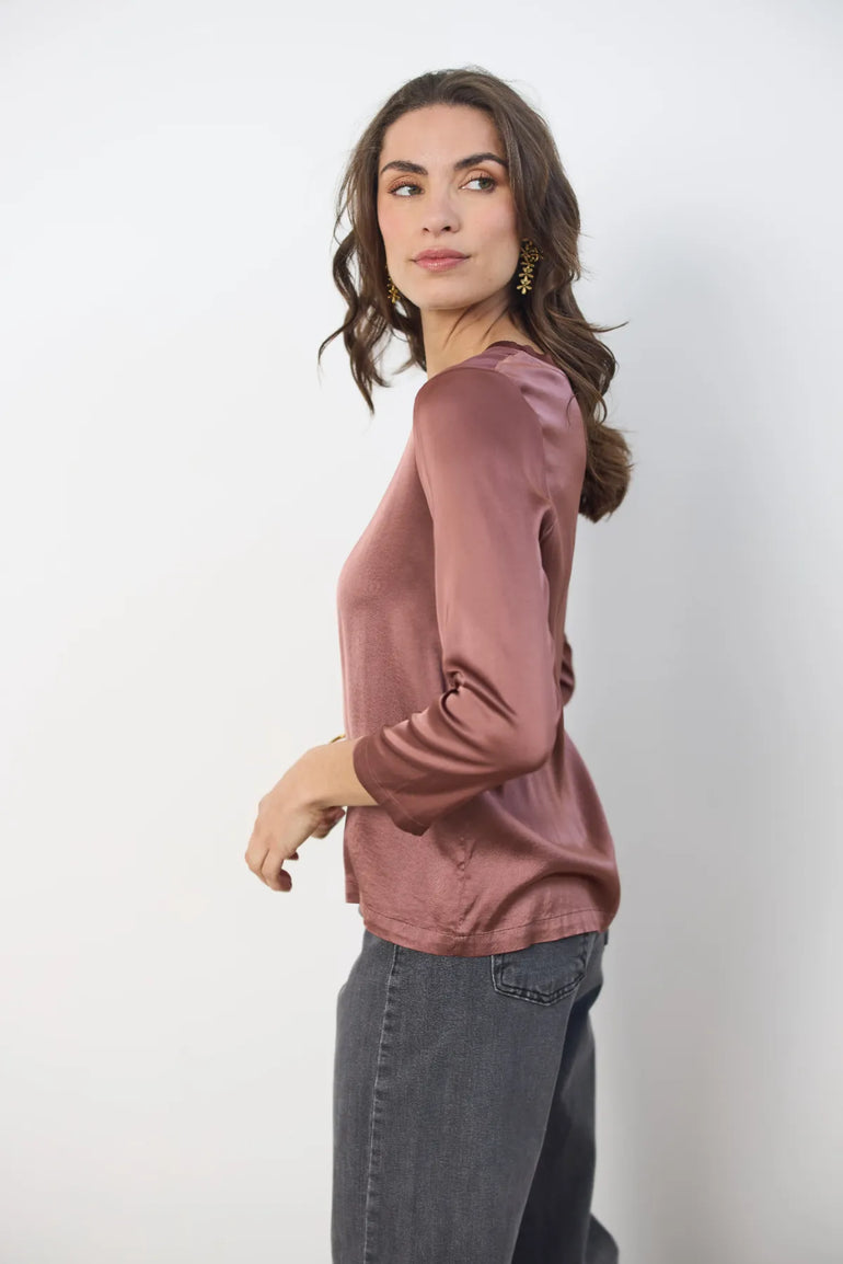 t shirt evelyne