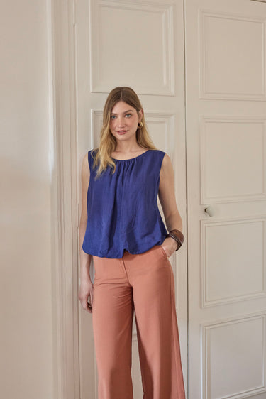 Top sans manche bouffant