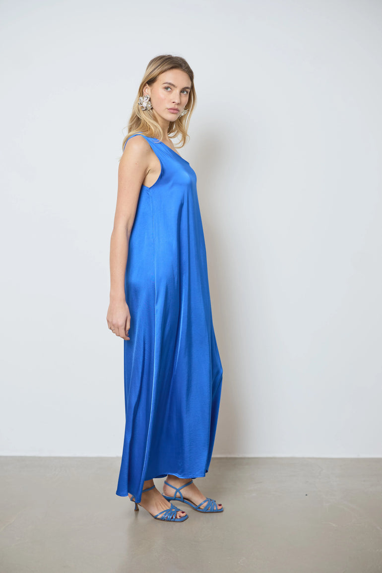 Robe longue en satin asymétrique bretelles fines femme - photo 7 - Love at Me