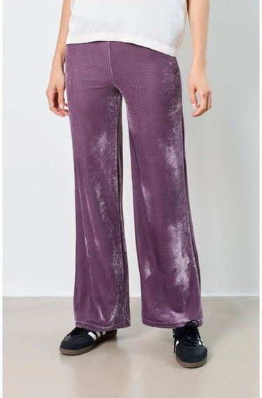 Elasticated velvet trousers 