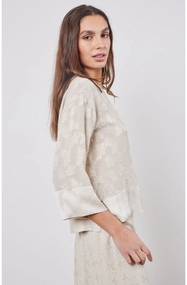Blouse brodée