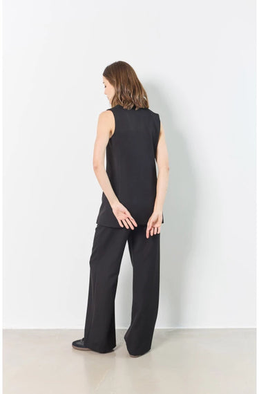 Blazer sans manche boutonné