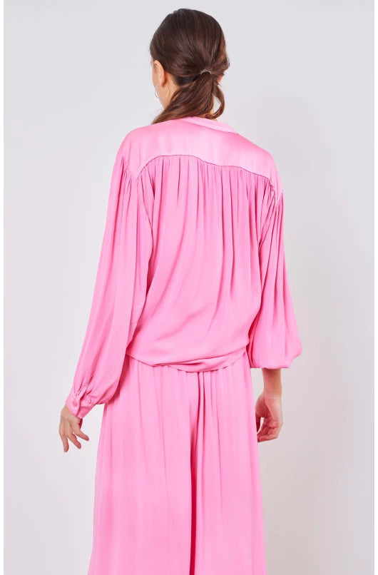 Chemise à col mao en georgette de viscose, manches longues femme - photo 5 - Love at Me